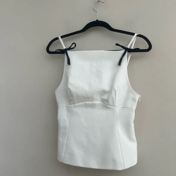 Zara White Camisole with Black Bow Accents - Picture 7 of 12